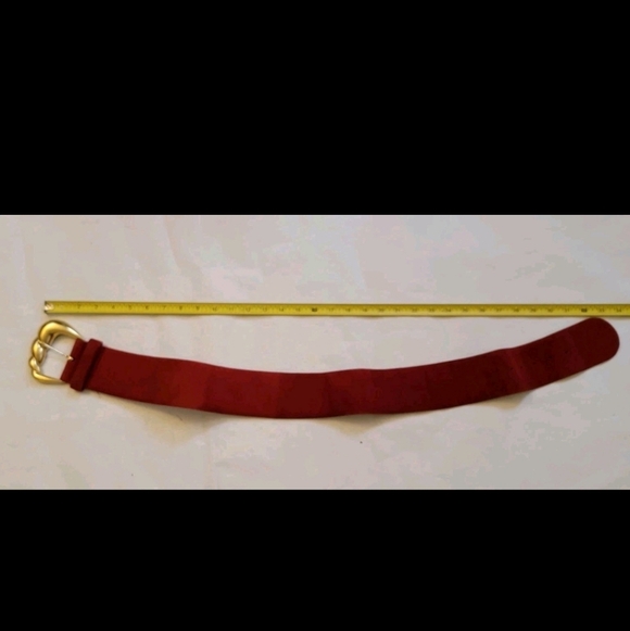 Y2K ANNE KLEIN Red Suede Leather Belt with Gold Buckle Sz M - Picture 2 of 7